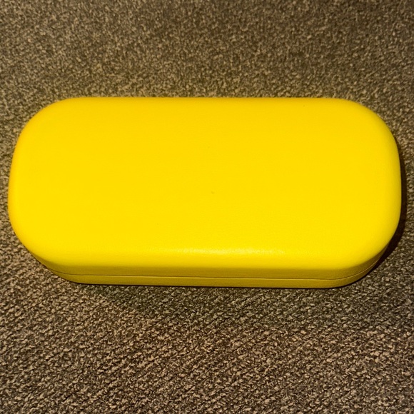 Marc Jacobs ❤️ Bright Yellow *Case Only* Sunglass Eyeglass Case-NWT - Picture 5 of 8